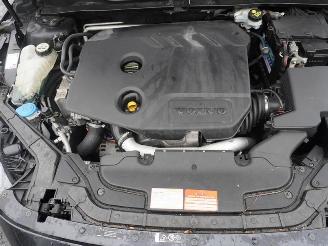Volvo V-40 1.6 D2 picture 8