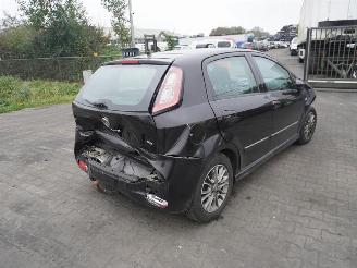 Uttjänta bilar auto Fiat Punto Evo 1.3 JTD 2011/3