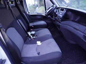 Iveco New daily 2.3 D picture 8