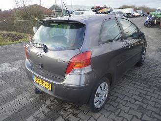 Autoverwertung Toyota Yaris 1.33 16v 2009/6