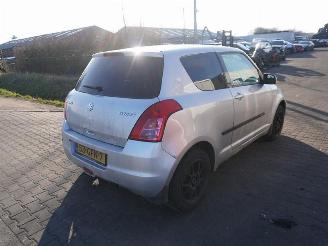Démontage voiture Suzuki Swift 1.3 2008/6