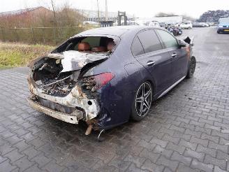demontáž osobní automobily Mercedes C-klasse C200 EQ Boost 2022/2