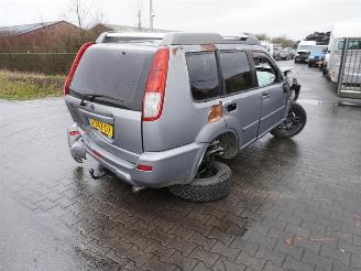 Vrakbiler auto Nissan X-Trail 2.0 16v 2003/6