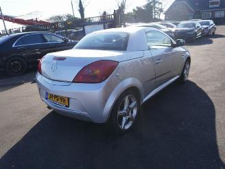 demontáž osobní automobily Opel Tigra Twin Top 1.4 16v 2004/11