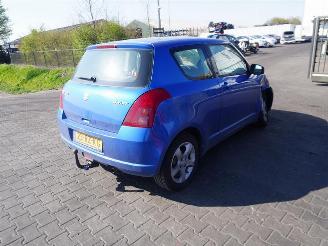 Salvage car Suzuki Swift 1.3 2005/11