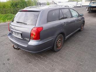 Salvage car Toyota Avensis Wagon 2.2 D-4D 2006/1