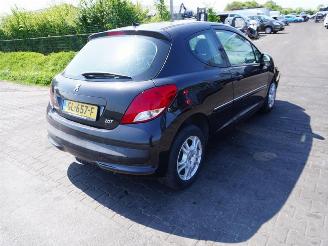 Uttjänta bilar auto Peugeot 207 1.4 2011/4