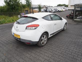 Salvage car Renault Mégane Coupe 1.5 dCi 2011/1