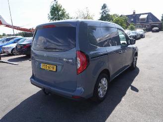 krockskadad bil bedrijf Mercedes Citan 112 CDi 2023/1