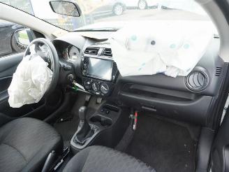 Mitsubishi Space-star 1.2 12v picture 5