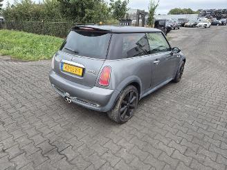 rozbiórka samochody osobowe Mini Cooper S 1.6 16V (W11-B16A) 2010/5