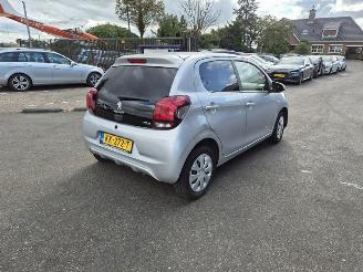Coche accidentado Peugeot 108 1.0 12V (1KRFE(CFB) 2016/9