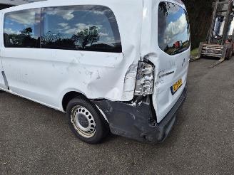 Mercedes Vito 2.2 114 CDI 16V picture 7