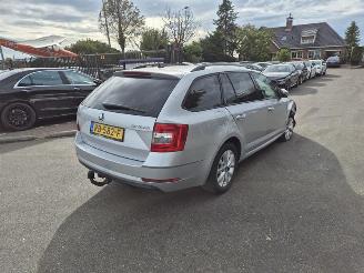 Avarii autoturisme Skoda Octavia 1.0 TSI 12V 2018/2