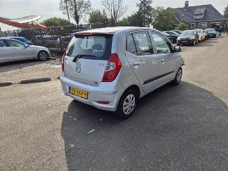 skadebil auto Hyundai I-10 1.1i 12V 2012/6