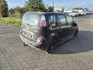 skadebil auto Citroën C3 picasso 1.6 HDI 16V 2010/3