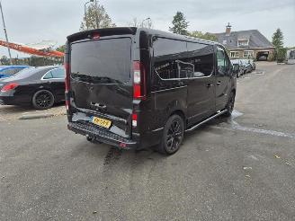 krockskadad bil bedrijf Opel Vivaro 1.6 CDTI 2015/3
