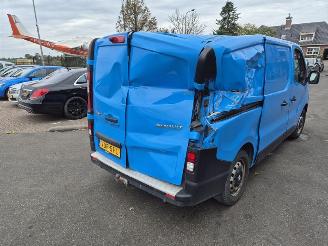 Renault Trafic 2.0 dCi 16V picture 6