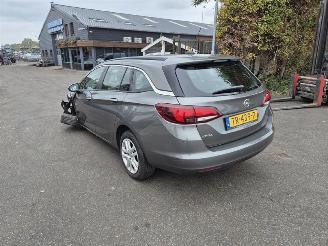 Opel Astra 1.6 16V picture 2