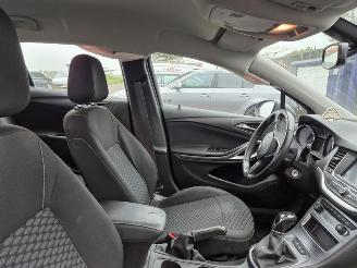 Opel Astra 1.6 16V picture 11