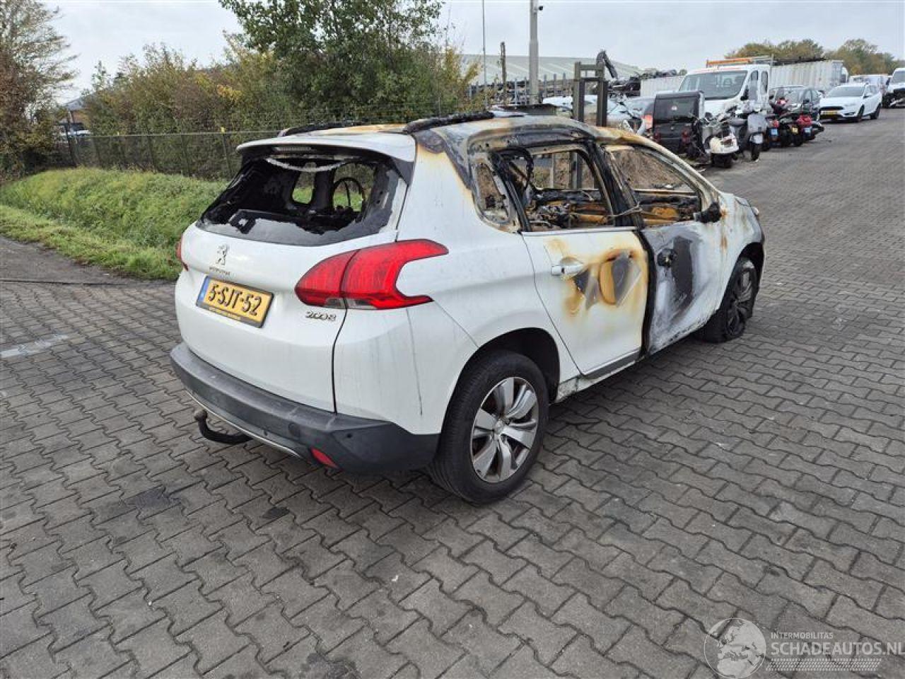 Peugeot 2008 1.2 Vti 12V