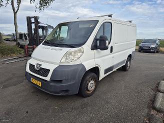 Peugeot Boxer 2.2 HDi picture 3