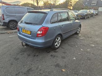 Schadeauto Skoda Fabia Combi 1.2 TDi 2011/8