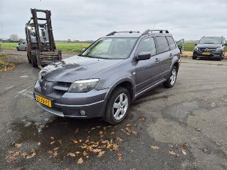 Mitsubishi Outlander 2.4 16v 4x4 picture 3