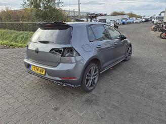Vrakbiler auto Volkswagen Golf 1.5 TRGi 2019/4