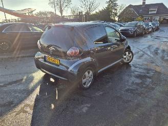 skadebil auto Toyota Aygo 1.0 12v 2010/4