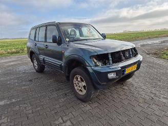 Mitsubishi Pajero 3.5 gdi picture 4
