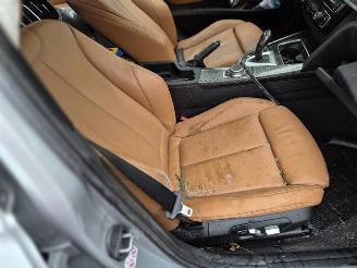 BMW 3-serie 330e picture 12