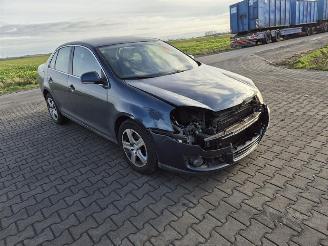 Volkswagen Jetta 2.0 FSi picture 4