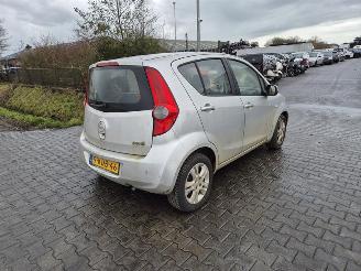 Vrakbiler auto Opel Agila 1.0 12v 2013/3