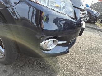 Toyota Rav-4 2.0 picture 5