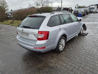 rozbiórka samochody osobowe Skoda Octavia Combi 1.4 TSi 2013/9