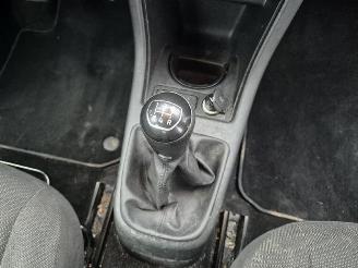 Volkswagen Up! 1.0 picture 14