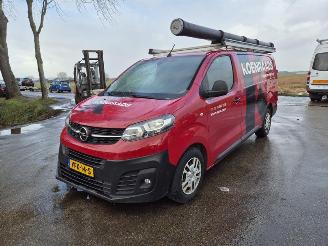 Opel Vivaro 2.0 CDTi picture 3
