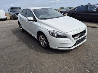 Volvo V-40 2.0 T2 picture 4