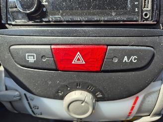 Toyota Aygo 1.0 12v picture 6