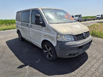 Volkswagen Transporter 2.5 TDi picture 4