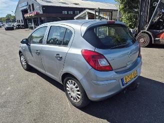Opel Corsa 1.2 picture 2