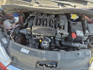 Peugeot 208 1.2 Vti picture 9