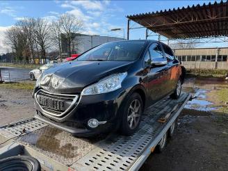 Sloopauto Peugeot 208 208 I (CA/CC/CK/CL), Hatchback, 2012 / 2019 1.2 Vti 12V PureTech 82 2014/1