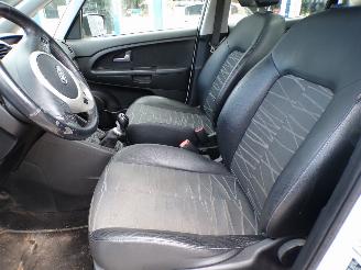 Kia Venga 1.4i-16v picture 5