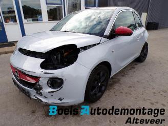  Opel Adam Adam, Hatchback 3-drs, 2012 / 2019 1.2 16V 2015/11