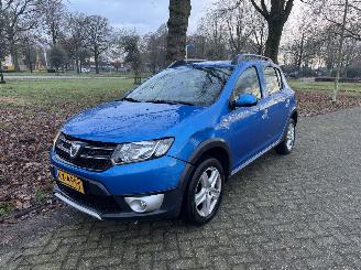 Schadeauto Dacia Sandero  2013/1