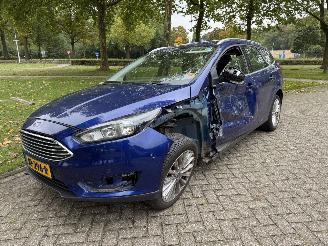 Auto incidentate Ford Focus  2016/1