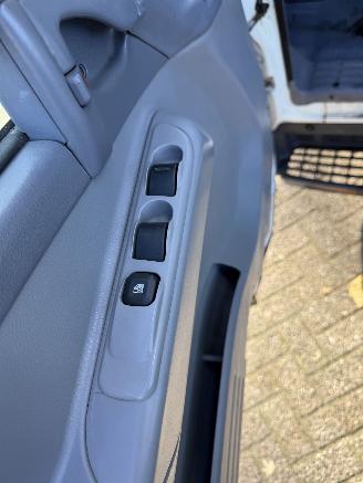 Mitsubishi Canter  picture 14