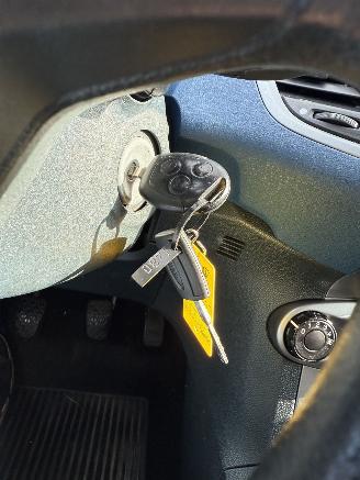 Ford Fiesta  picture 14